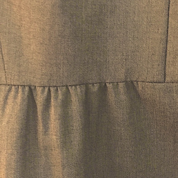 J Crew light grey 100%wool jacket button accent size 6 - Picture 5 of 10